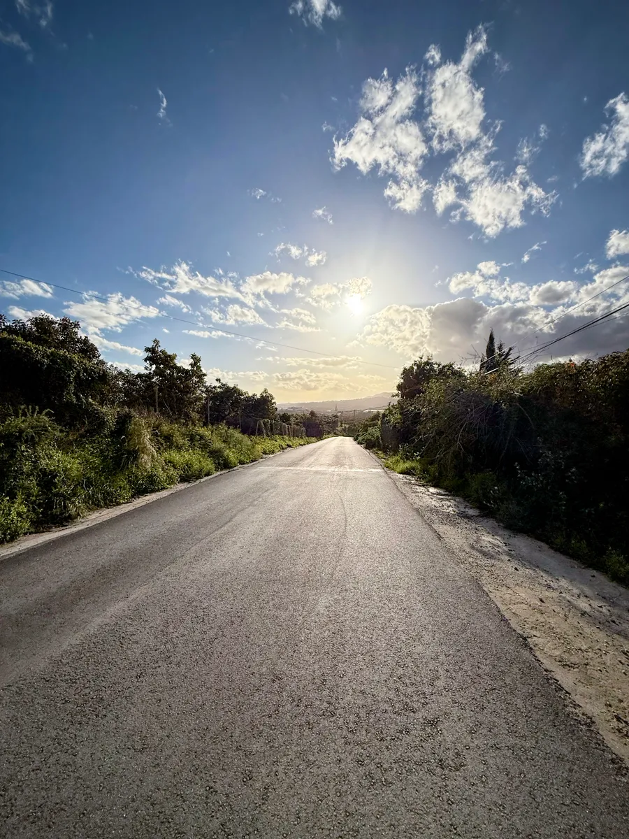 Tiny roads above Almayate