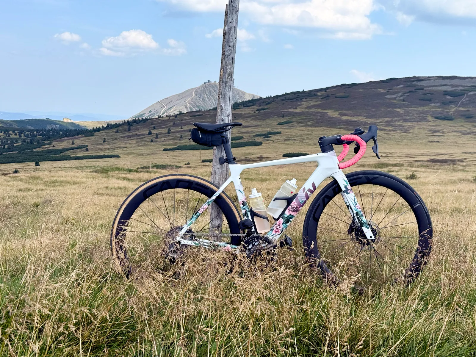 Who said aero bikes can't climb?